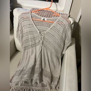 Cute beige/cream colored, short sleeve sweater